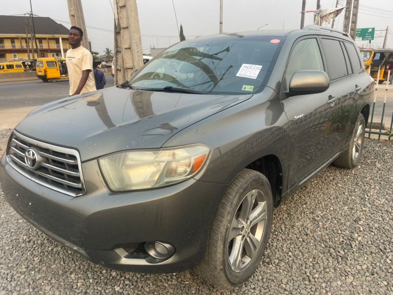 Toyota Highlander 2009 Model